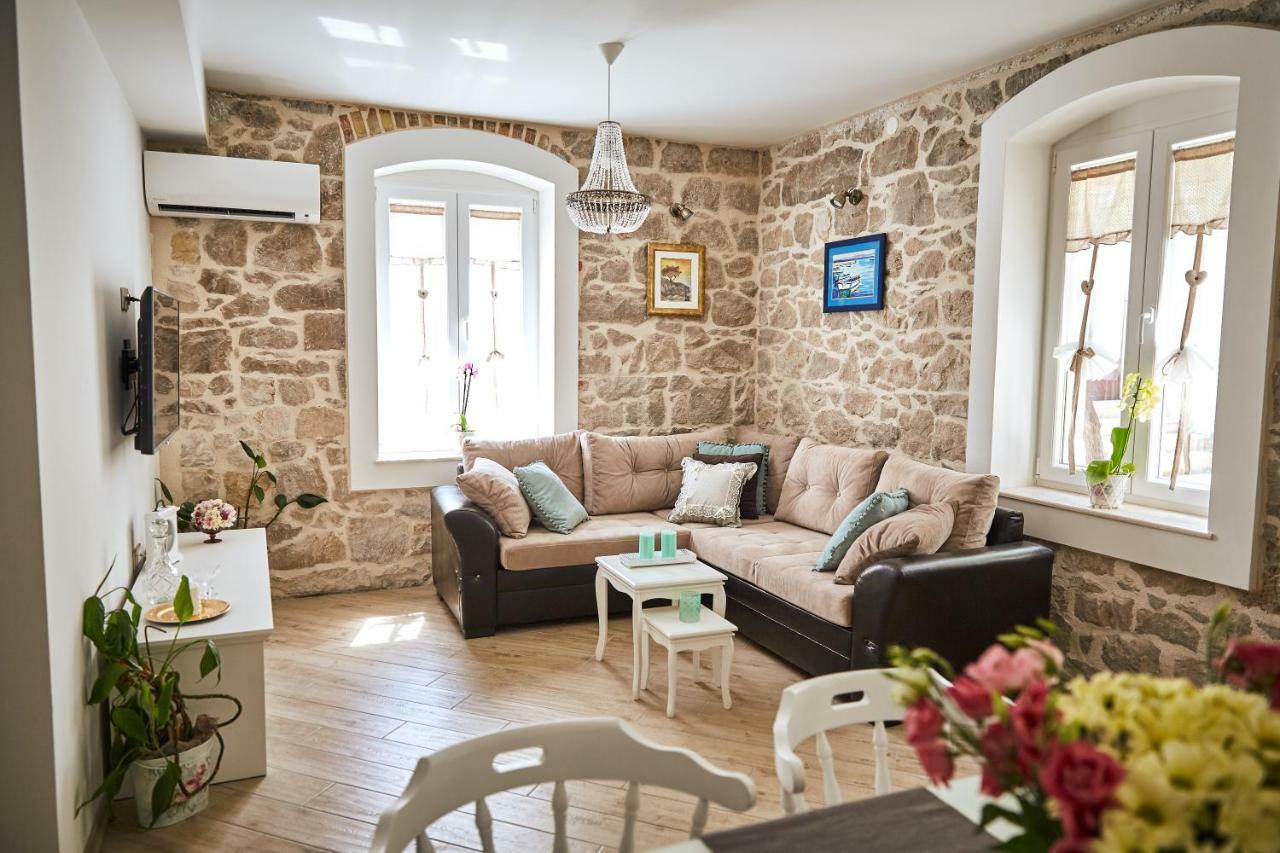 Apartment Vintage Каштела Екстер'єр фото