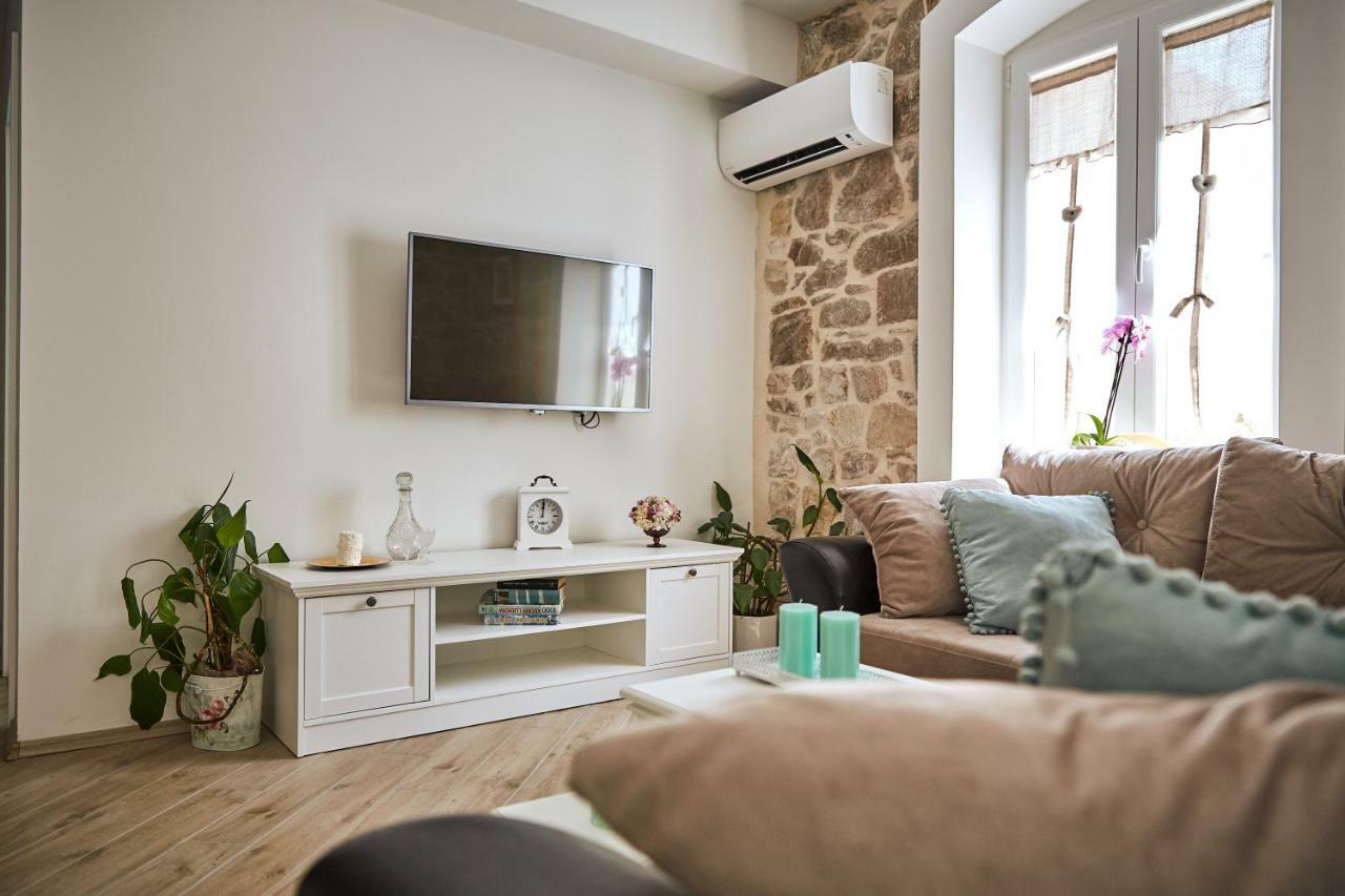Apartment Vintage Каштела Екстер'єр фото